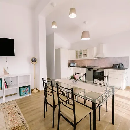 Leda Deluxe - Privat Pool Villa